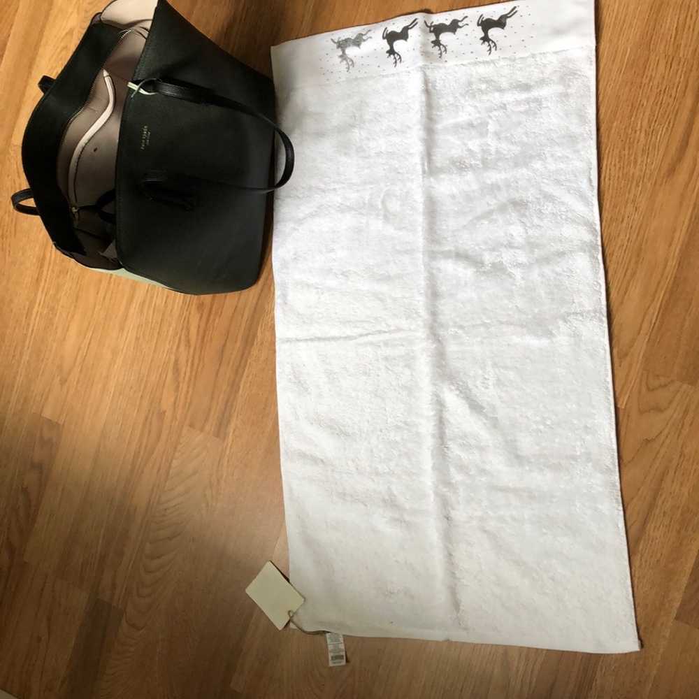 Premium Turkish Towel - Picture 4 of 7